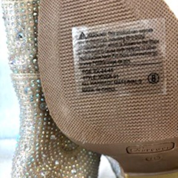 2nd pair: Forever brand "River" heeled ankle boots in sparkle finish NWOT Size 8 - Picture 8 of 9